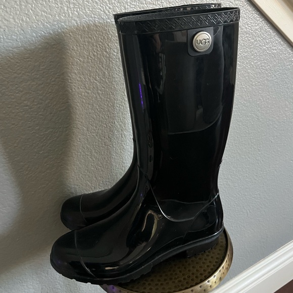Ugg Tall Rainboot - Picture 5 of 13